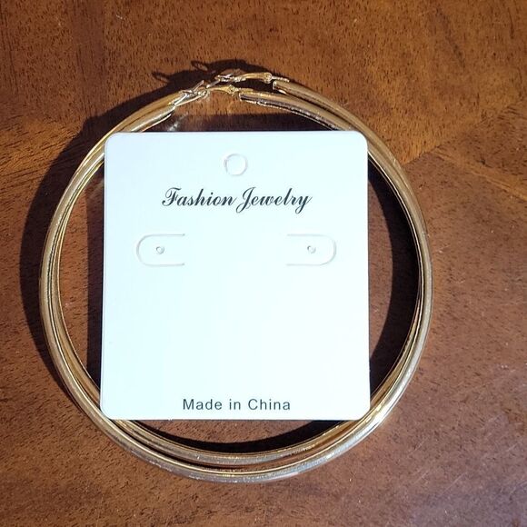 BRAND NEW FASHION JEWELRY BIG FAUX GOLD PLATED WOMEN"S  HOOPS EARRINGS - Picture 9 of 11